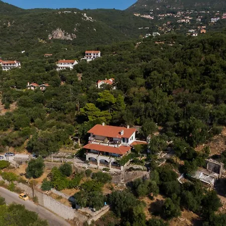 Aris Corfu Πυργί