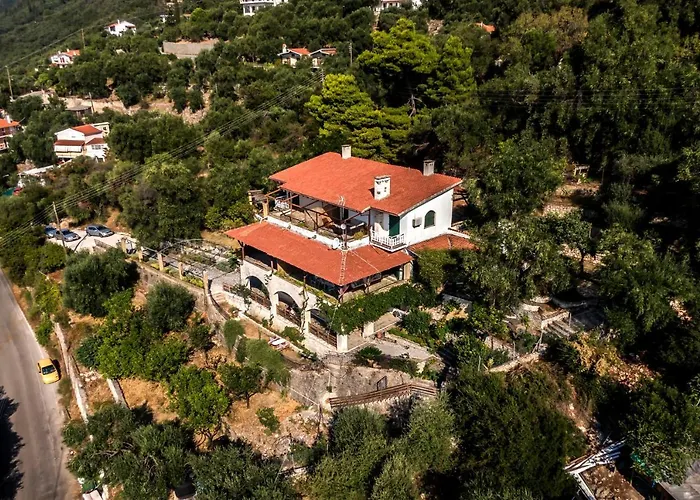 Aris Corfu