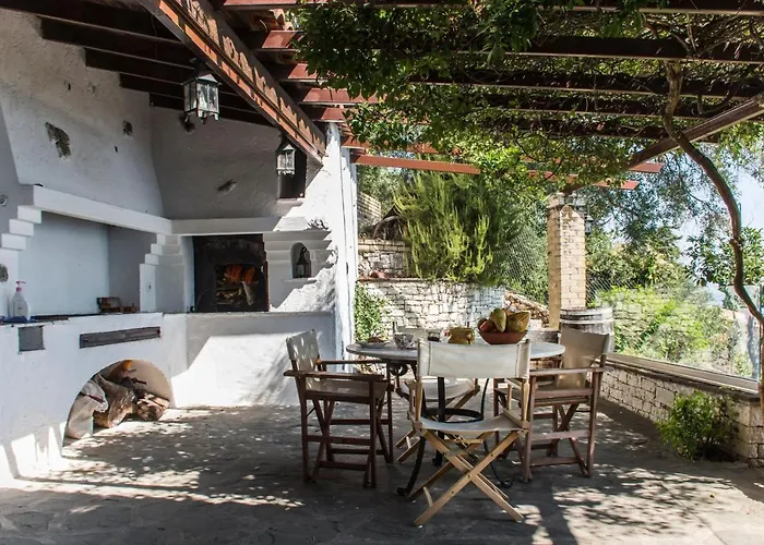 Aris Corfu Villa *