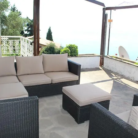 Aris Corfu Villa *